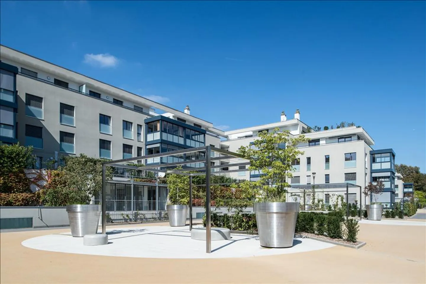 Magnifico appartamento 3.5 stanze - con terrazza e giardino d'inverno - Foto 1 di 7