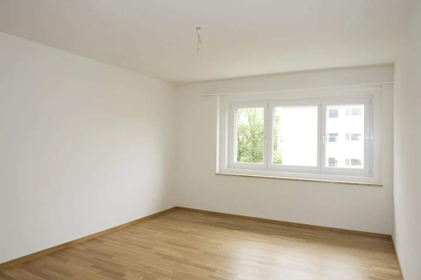 Modern 3.5 Room Apartment - Photo 5 of 7