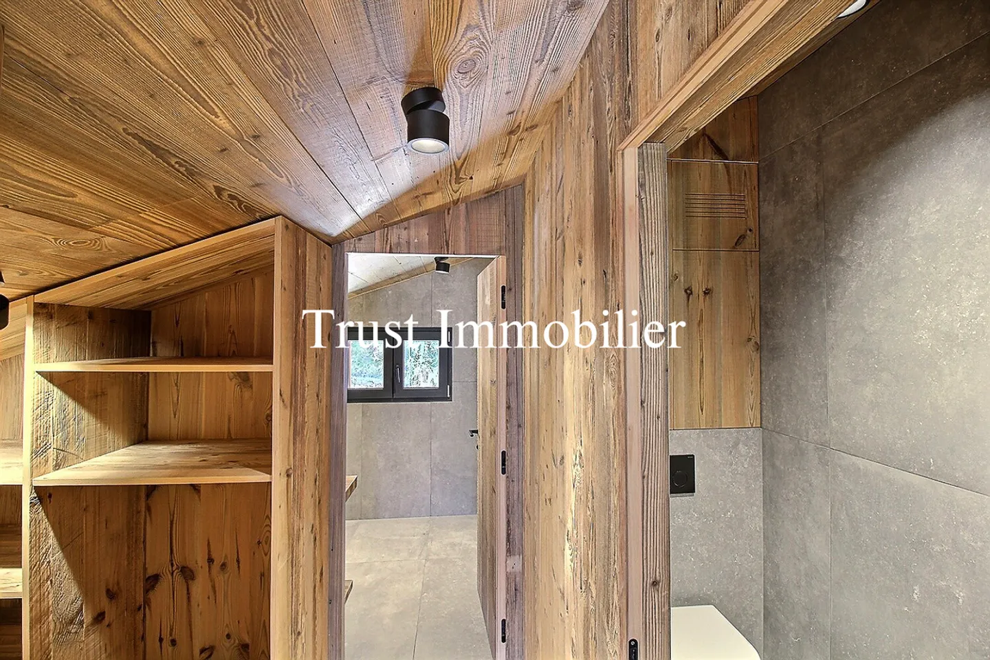 6041. Chalet raro, a 15 minuti a piedi dal Regent - Foto 15 di 30