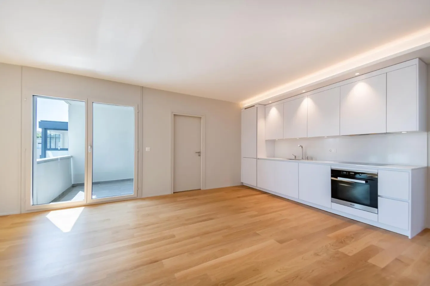 Magnifico appartamento 3.5 stanze - con terrazza e giardino d'inverno - Foto 4 di 7