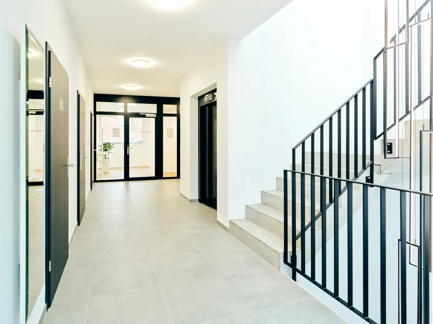 New offices of 130 m2 in the center of Romandy, Siviriez - Photo 5 of 11