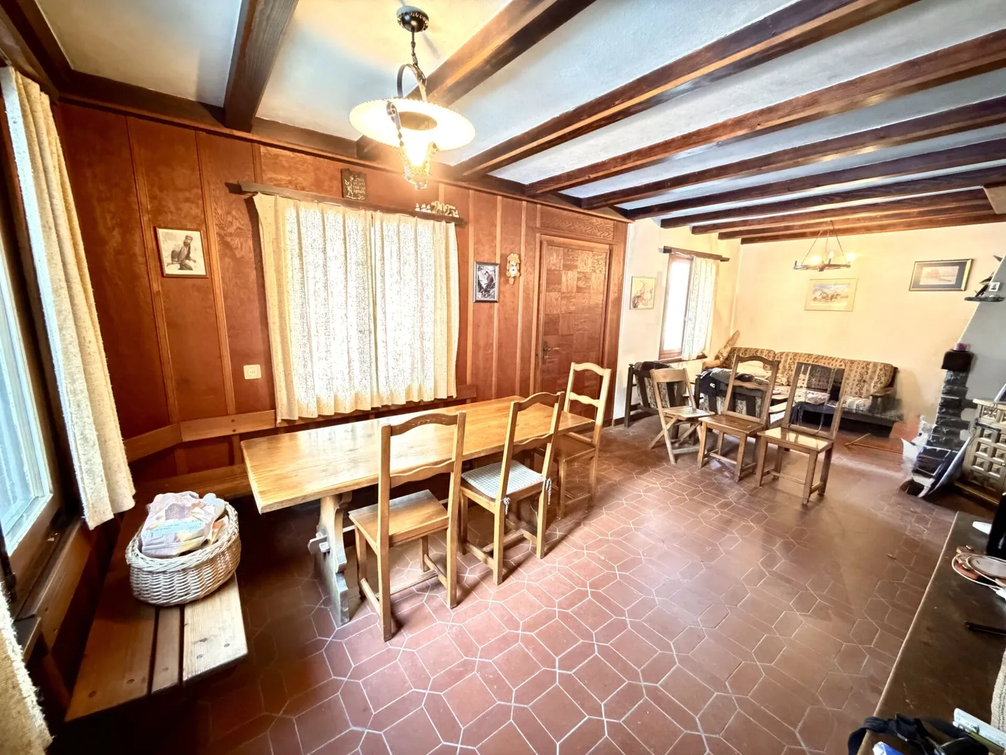 Chalet de 5.5 pièces avec grande parcelle de 2564 m2 - Photo 7 sur 21