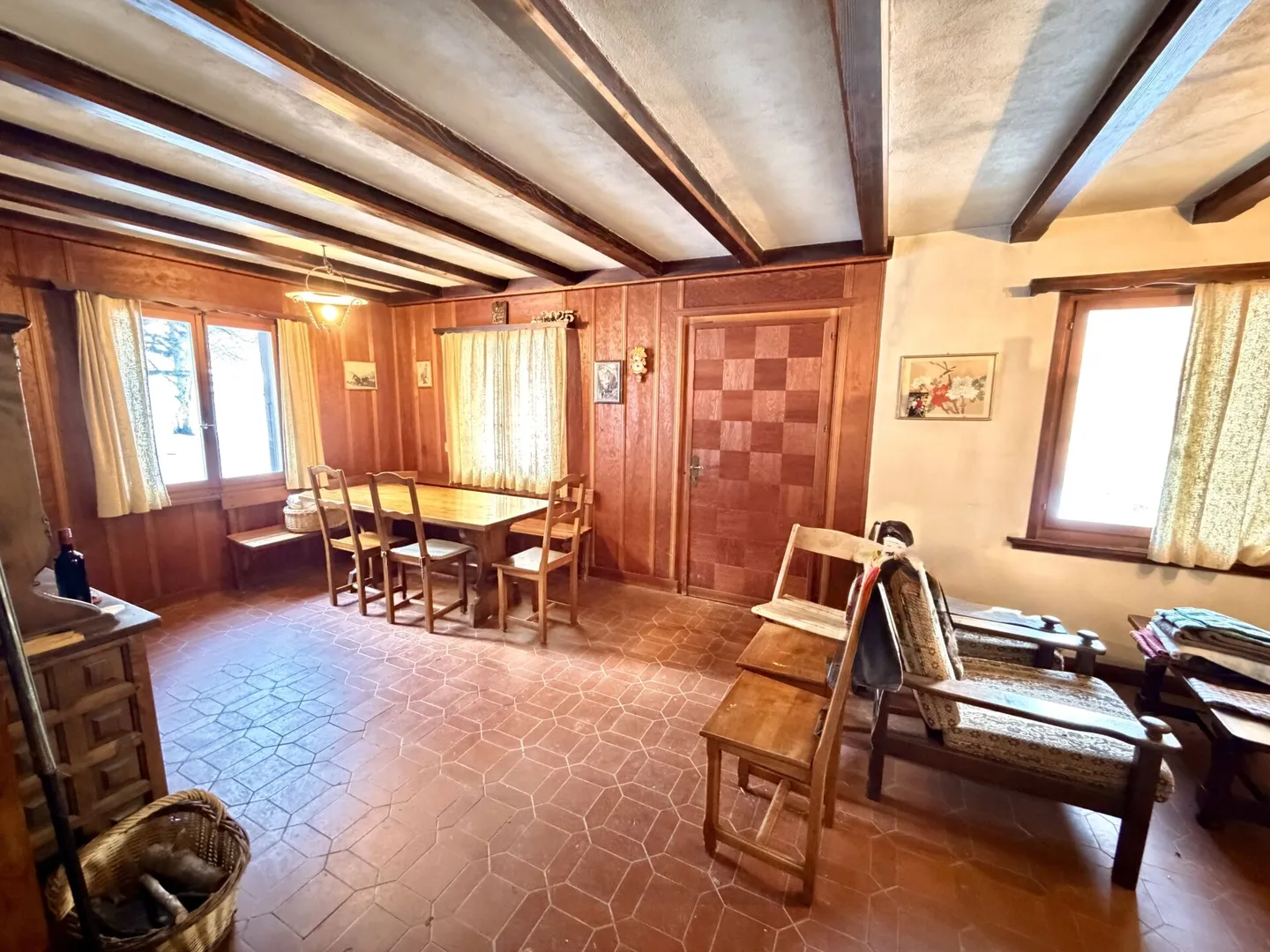 Chalet de 5.5 pièces avec grande parcelle de 2564 m2 - Photo 9 sur 21