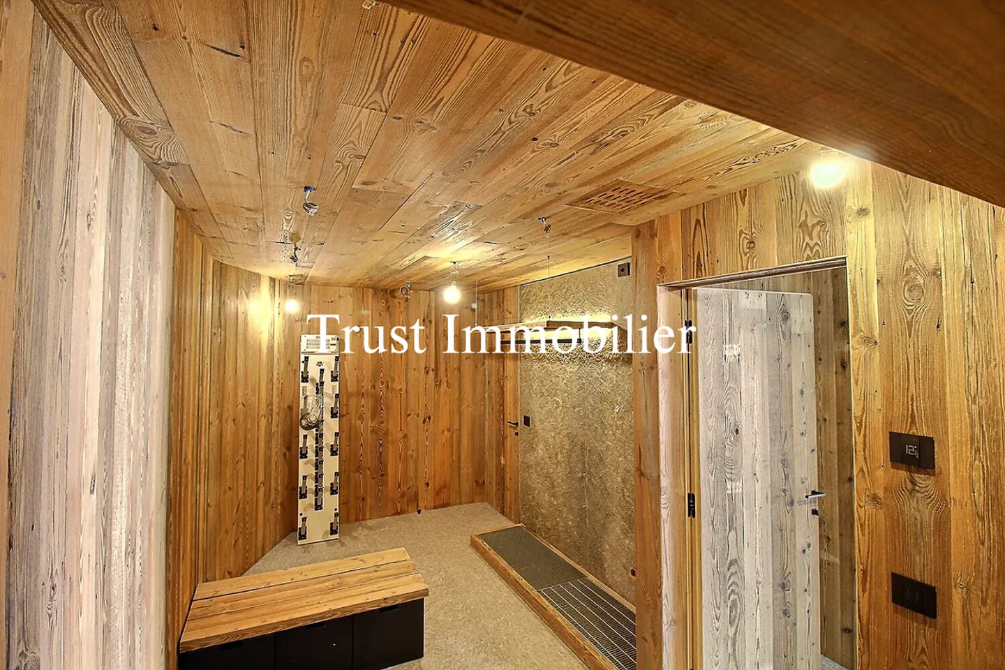 6041. Chalet raro, a 15 minuti a piedi dal Regent - Foto 27 di 30