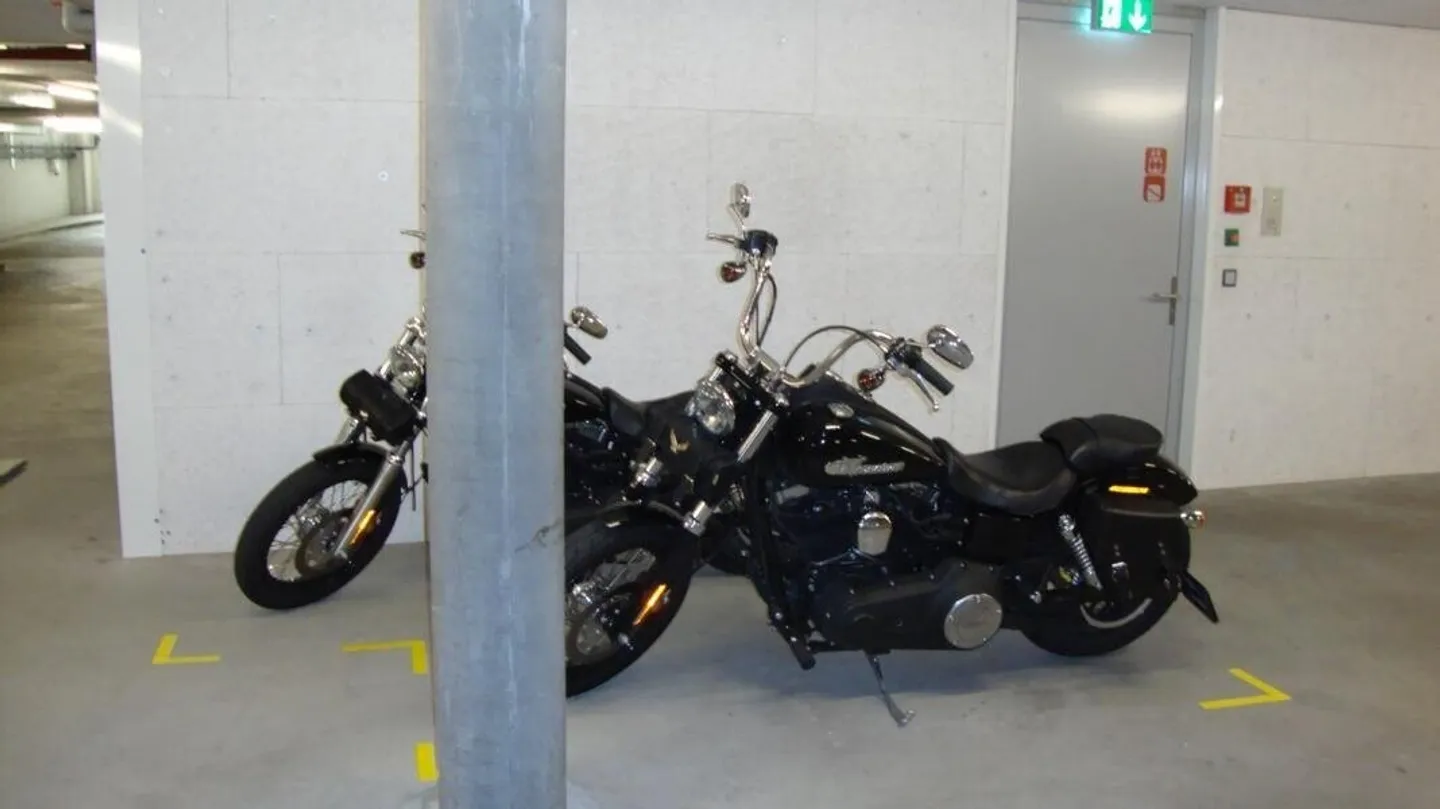 Parcheggio coperto in affitto - Foto 3 di 3