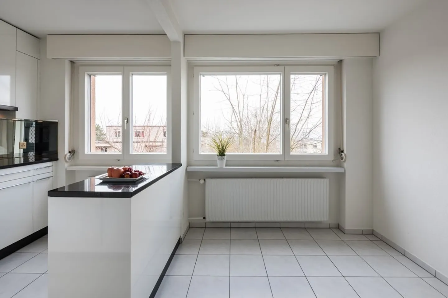 Here ends your apartment search - Photo 3 of 6