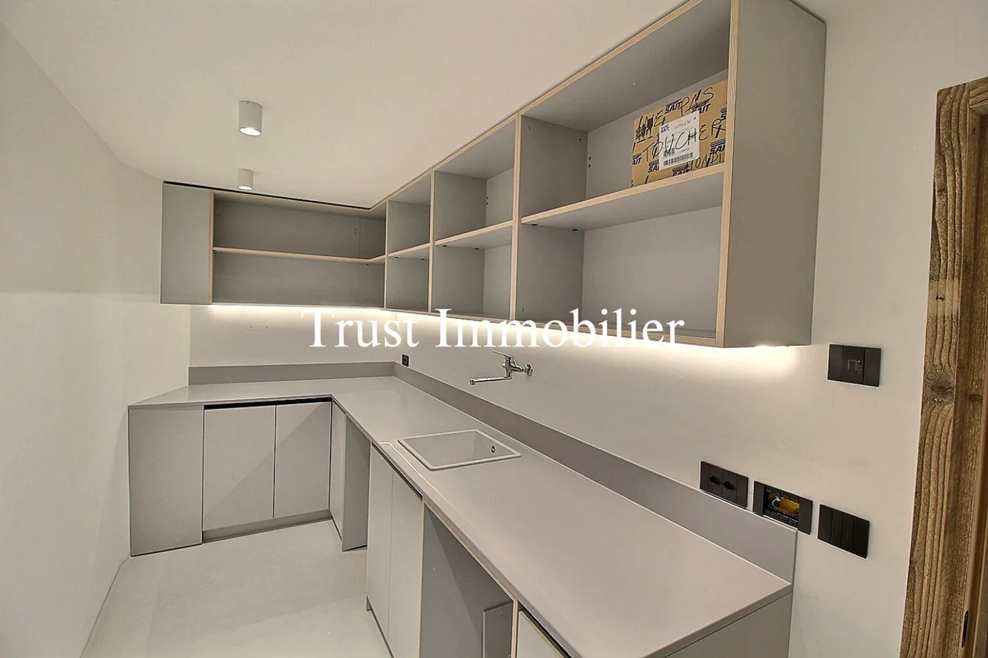 6041. Chalet raro, a 15 minuti a piedi dal Regent - Foto 25 di 30