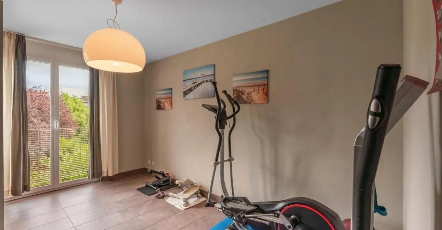 Beautiful 4.5-room apartment with large balcony just steps from the city center, Rue Saint-Georges - Photo 6 of 12