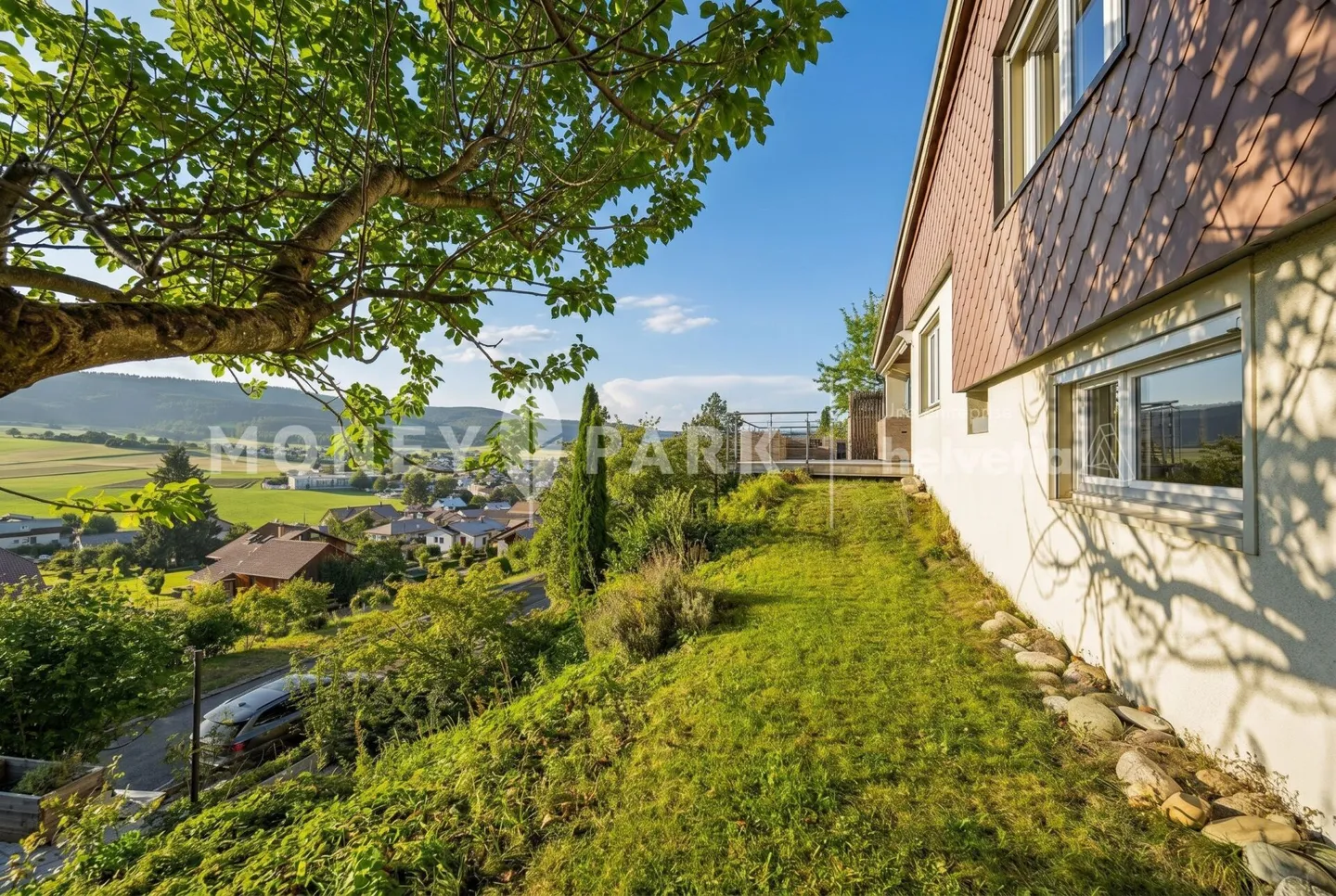 Maison individuelle de 5.5 pièces offrant une magnifique vue à Fontenais - Photo 10 sur 12