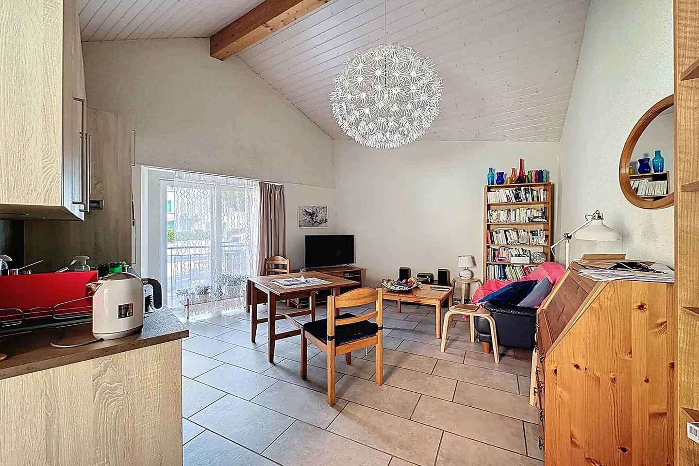 Exclusively - Investment Opportunity - Apartment with Independent Workshop - Photo 1 of 3