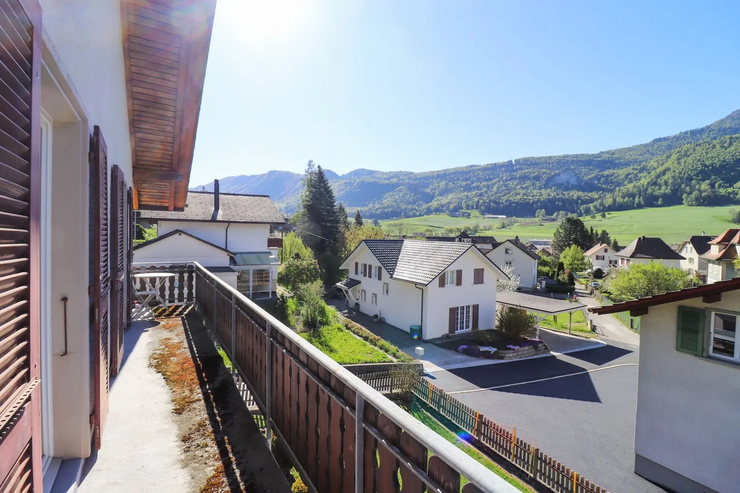 Casa indipendente di 5 stanze sulla pendenza soleggiata di Welschenrohr - Foto 11 di 15