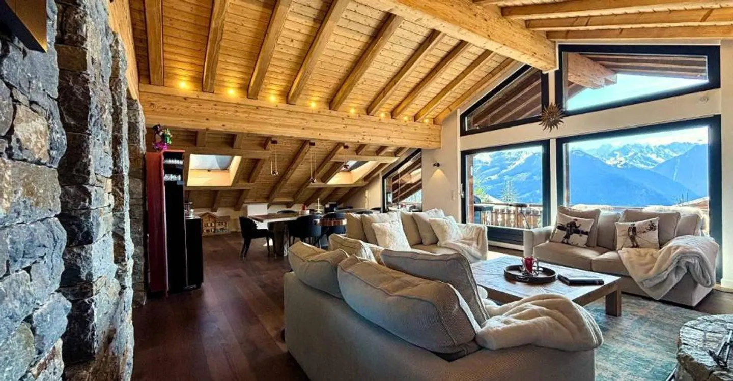 Spazioso duplex ristrutturato nel cuore di Verbier - Foto 2 di 13