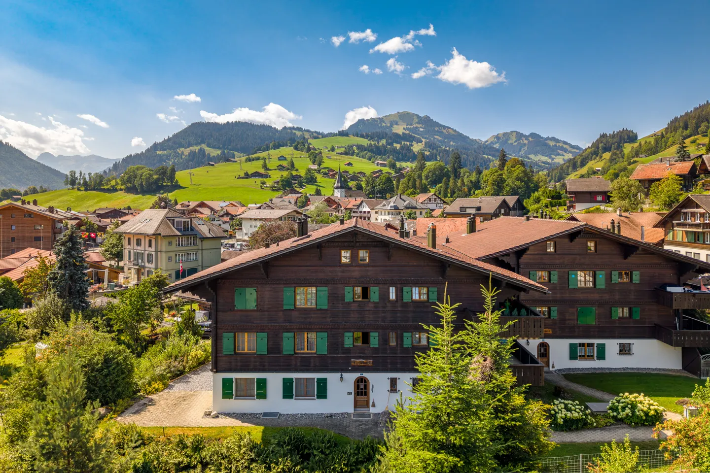 Charmante Wohnung mit Bergblick - Foto 2 von 6