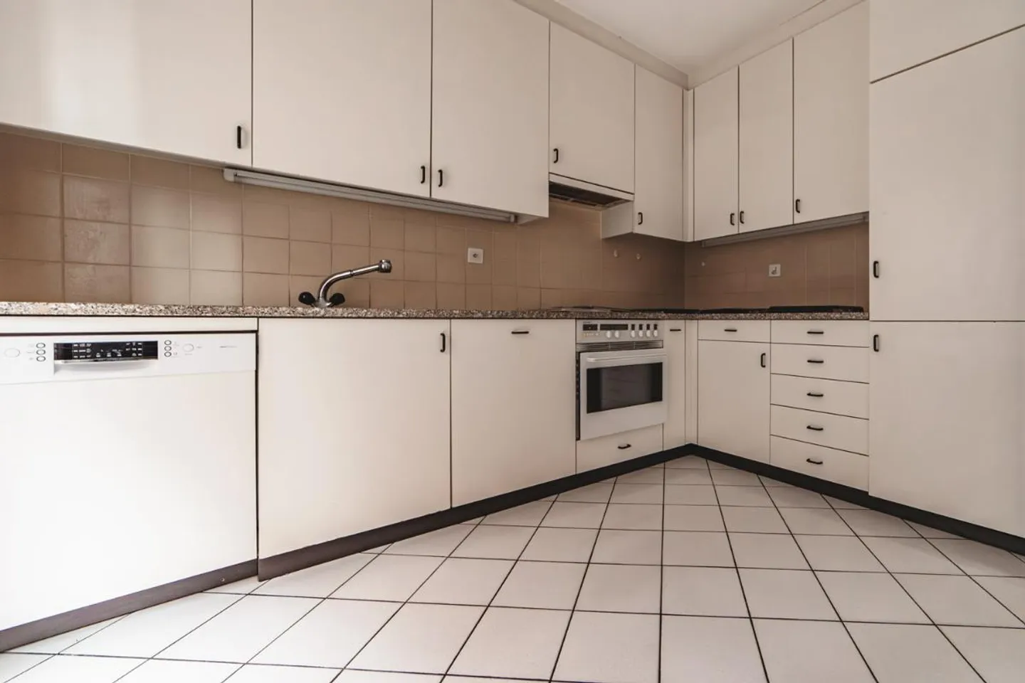 Maison jumelée de 5 pièces - Photo 4 sur 5