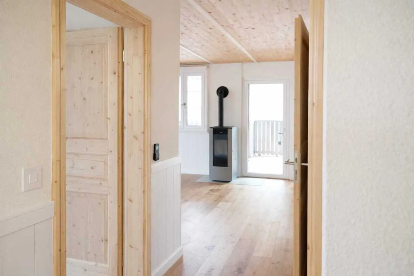 Appartamento moderno con terrazza - Foto 7 di 9