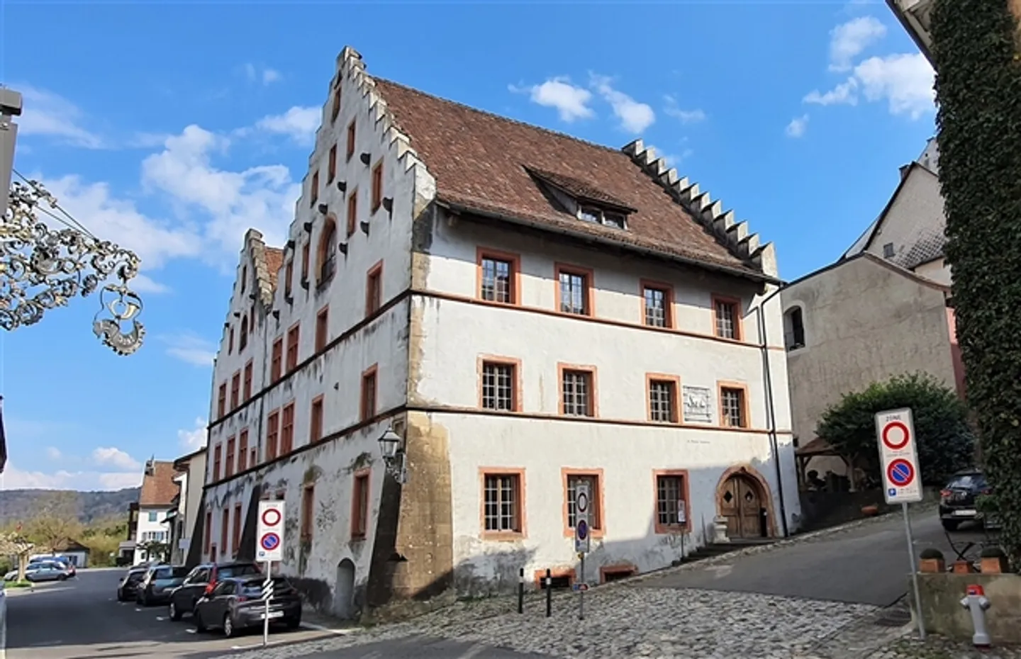 «EXKLUSIVE GENOSSENSCHAFTSWOHNUNG IN NOSTALGISCHER ALTSTADT» - Foto 1 von 5