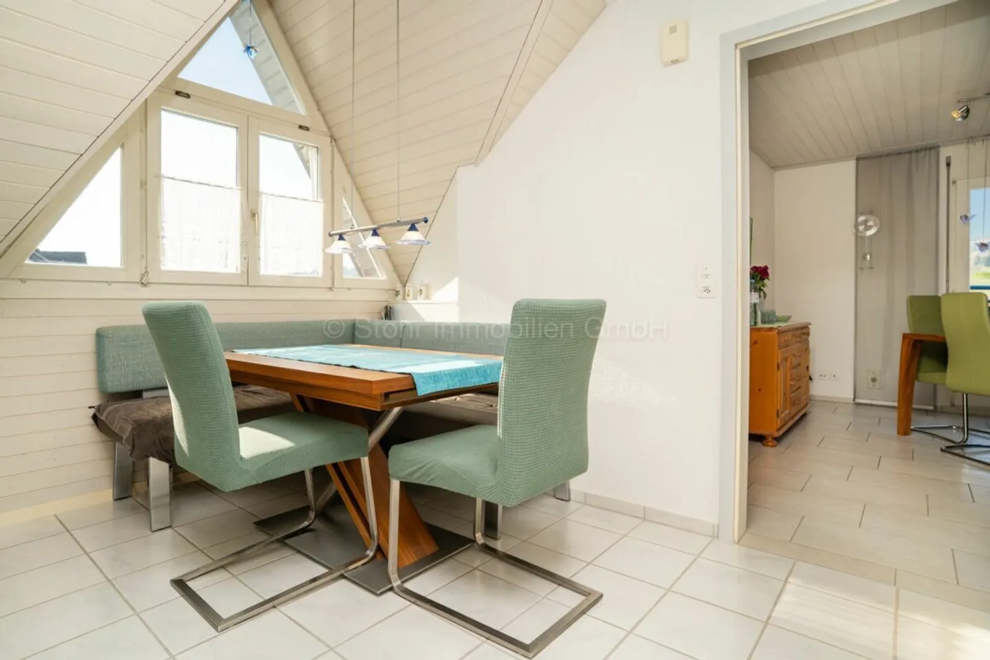 Charming 5½-Room Attic Apartment - Photo 19 of 20