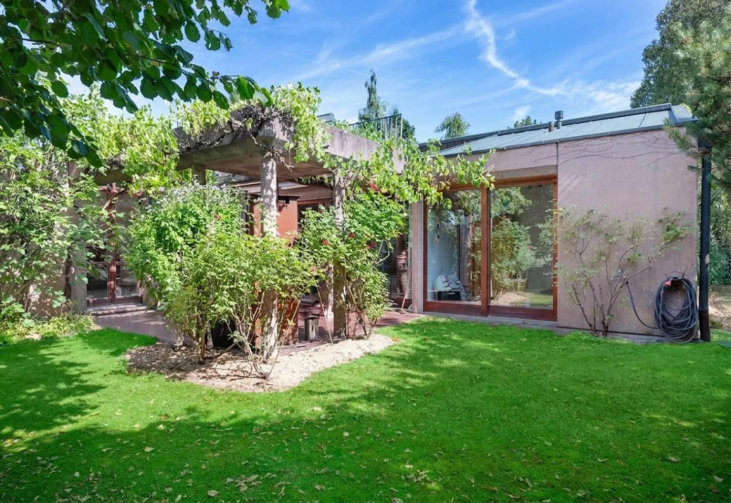 Einzigartiges Haus mit Panoramablick - Foto 2 von 13