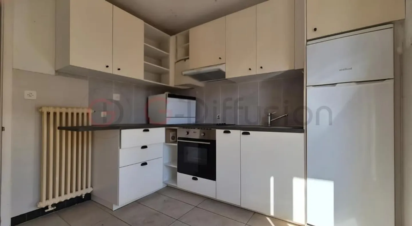 Appartamento 2,5 locali da ristrutturare? Monthey - Foto 2 di 7