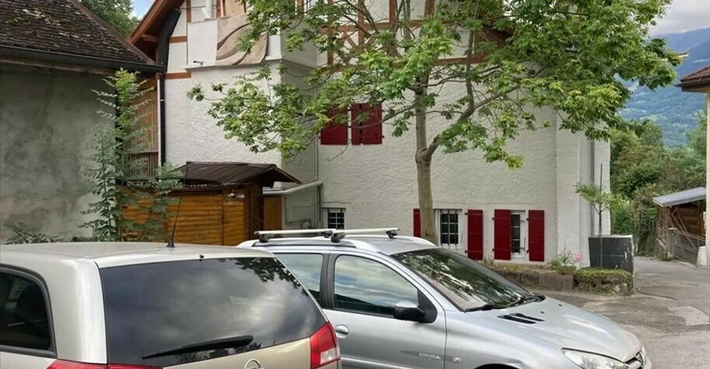 Mixed-use building in Bex - Photo 5 of 6
