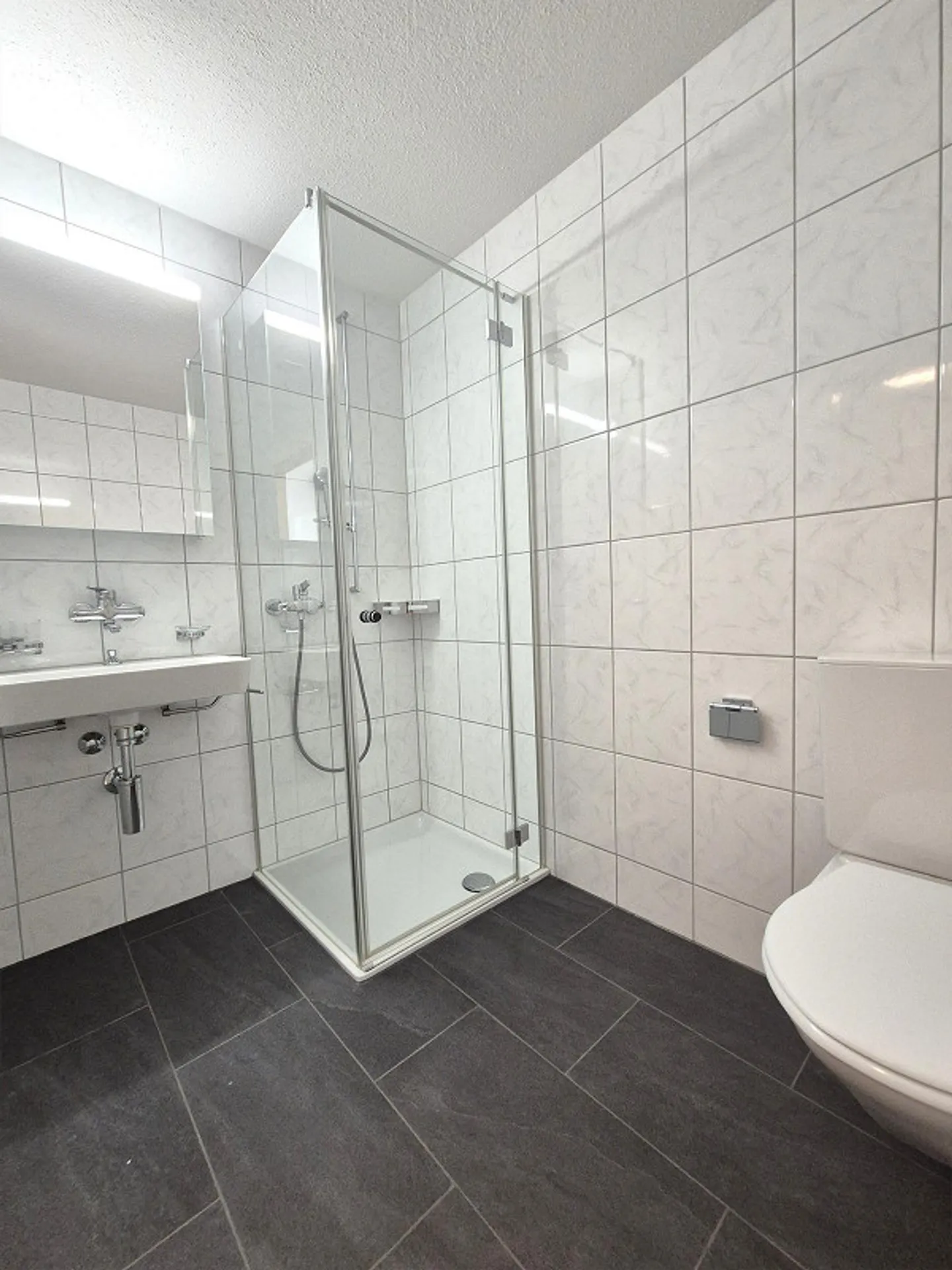 Cozy 1-room apartment in a quiet location - Photo 3 of 7