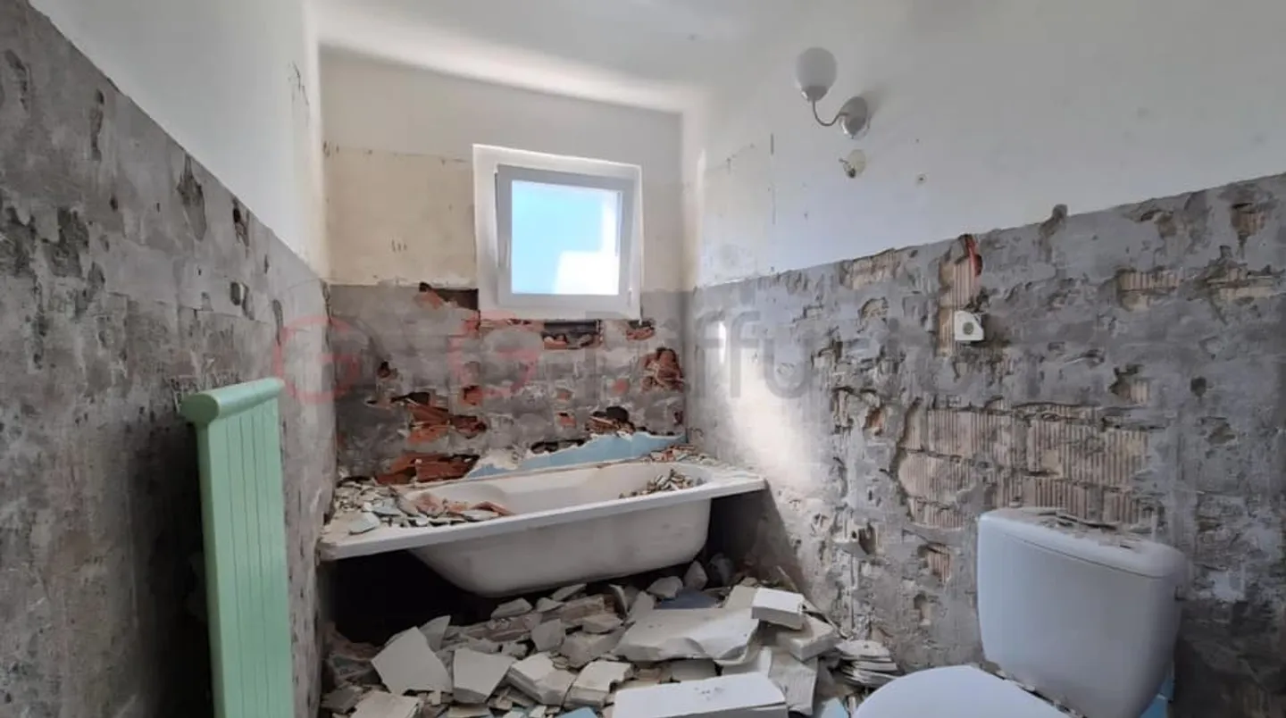 Appartamento 2,5 locali da ristrutturare? Monthey - Foto 7 di 7