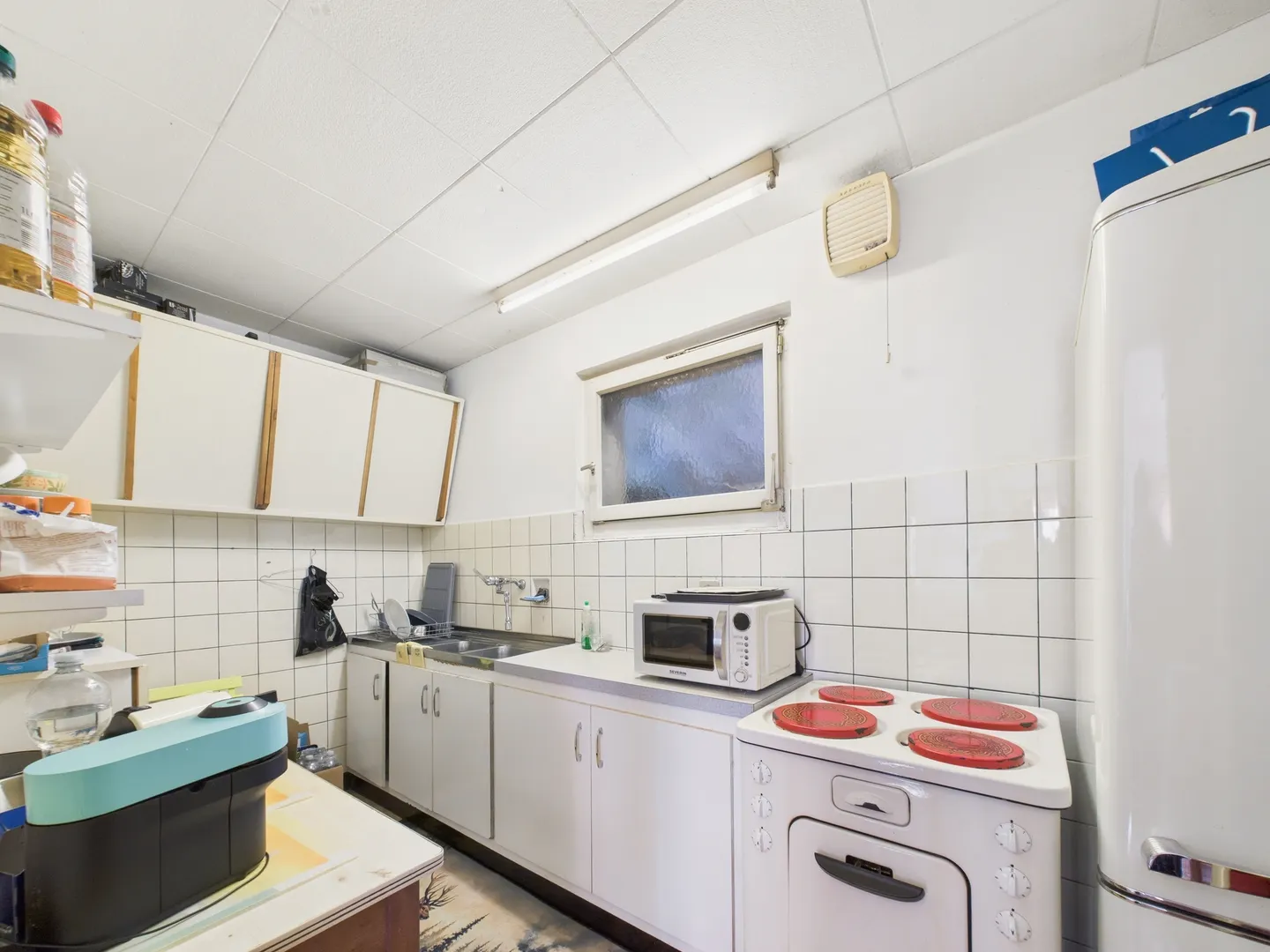 Charmante maison unifamiliale de 4,5 pièces immergée dans la verdure à Aranno - Photo 7 sur 9