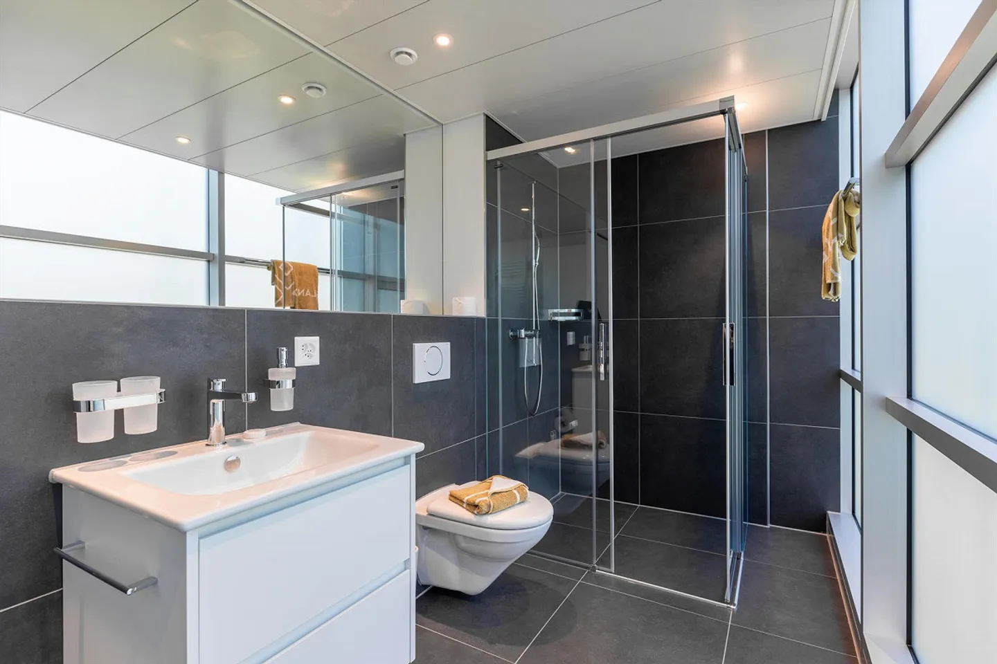 Appartement meublé 2.5 pièces avec service - Gümligen près de Berne - Photo 6 sur 9