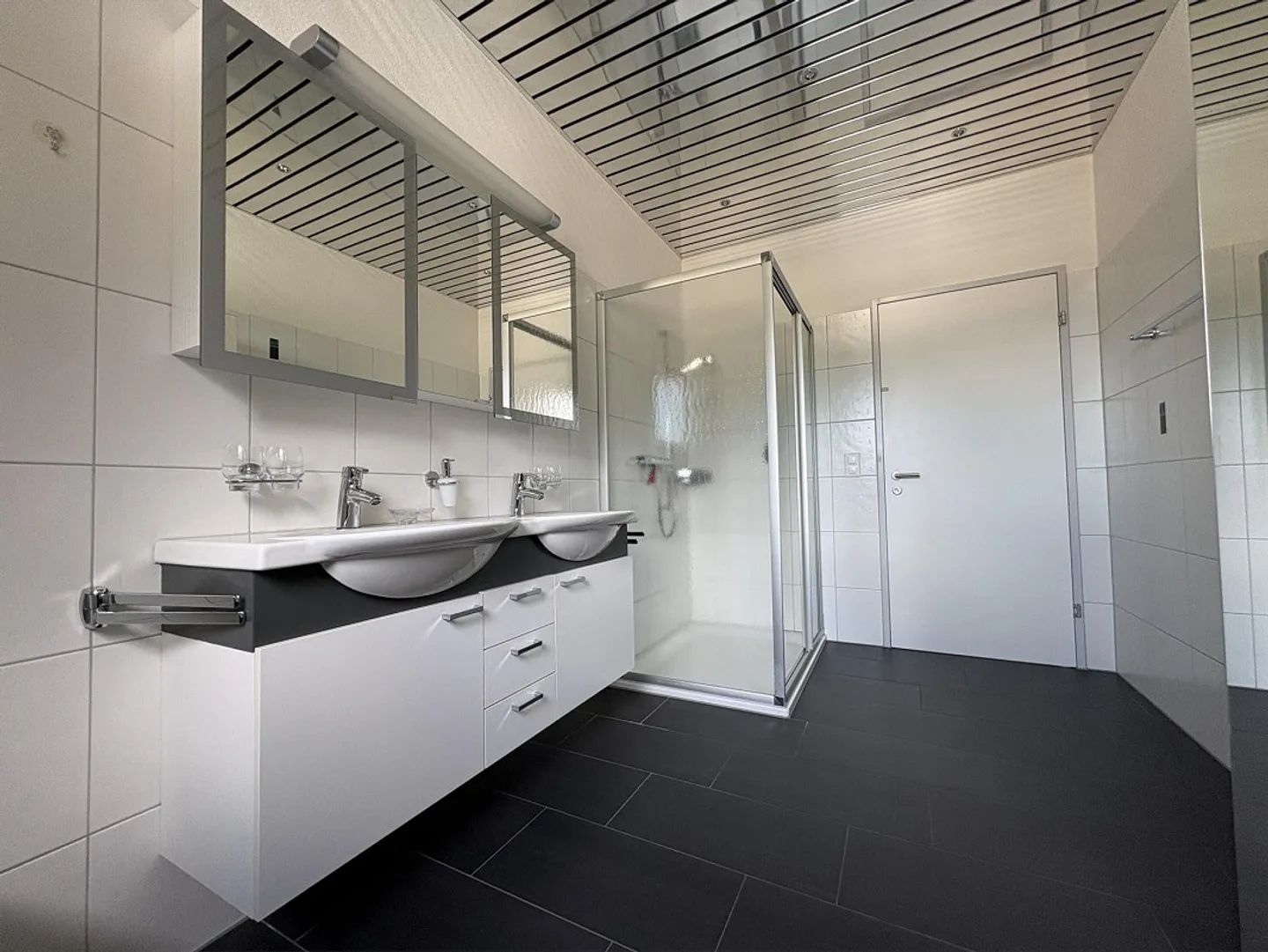 Appartamento attico attraente di 5,5 stanze - Foto 11 di 17