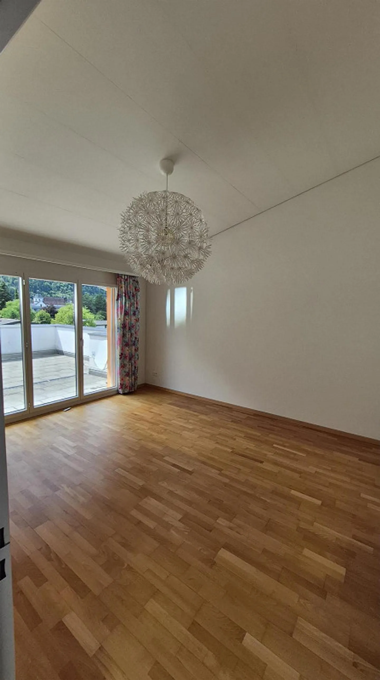 Appartamento attico attraente di 5,5 stanze - Foto 12 di 17