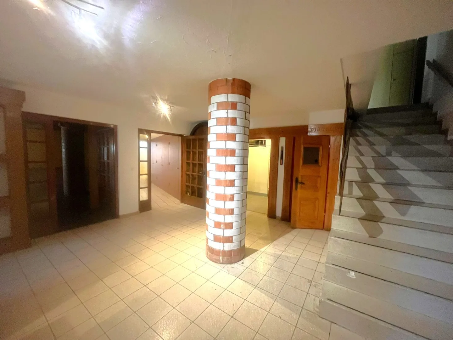 10,200m² Large Investment with Vision - Property with Preliminary Project! - Photo 8 of 24