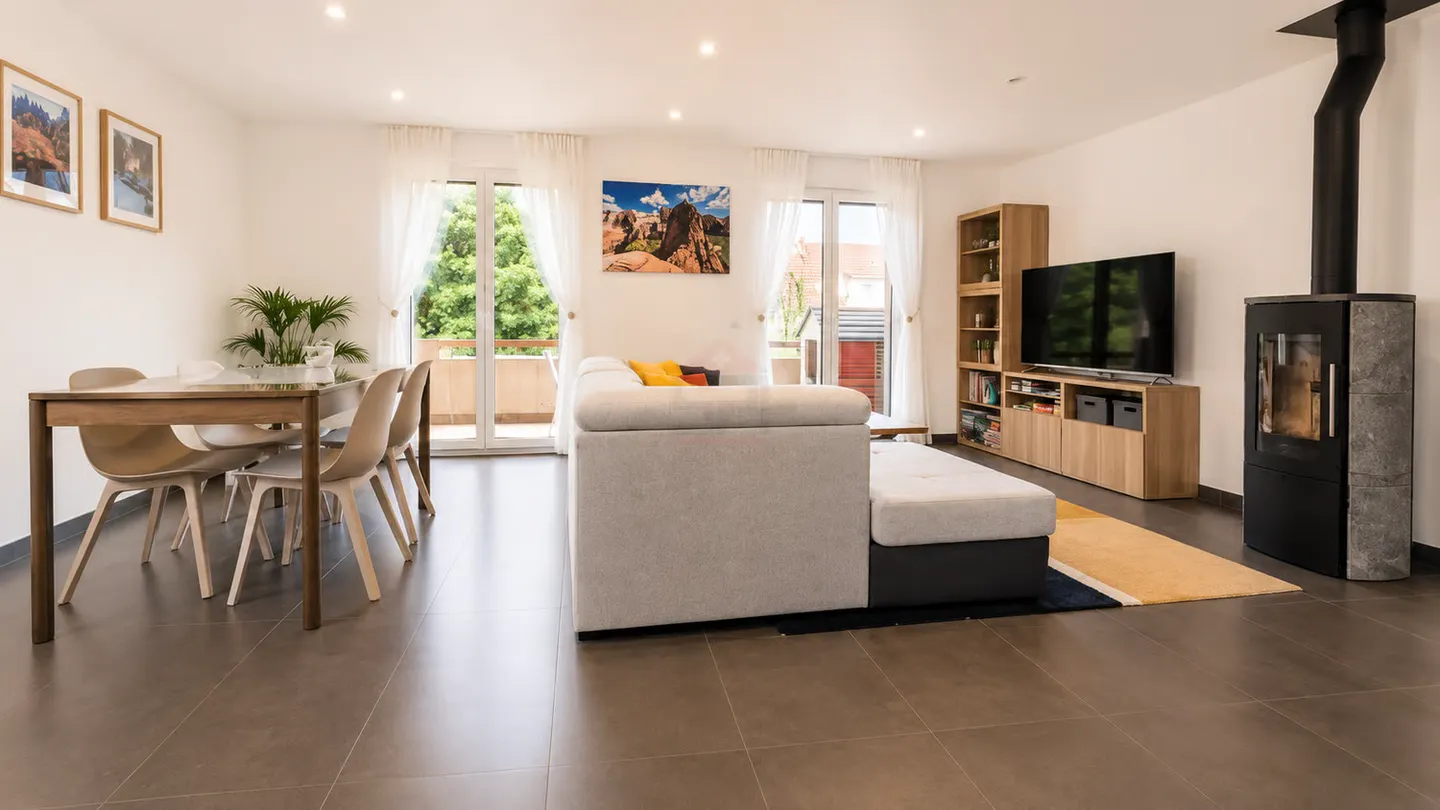 Duplex di 4,5 stanze - Eleganza, luce e qualità della vita - Foto 1 di 10