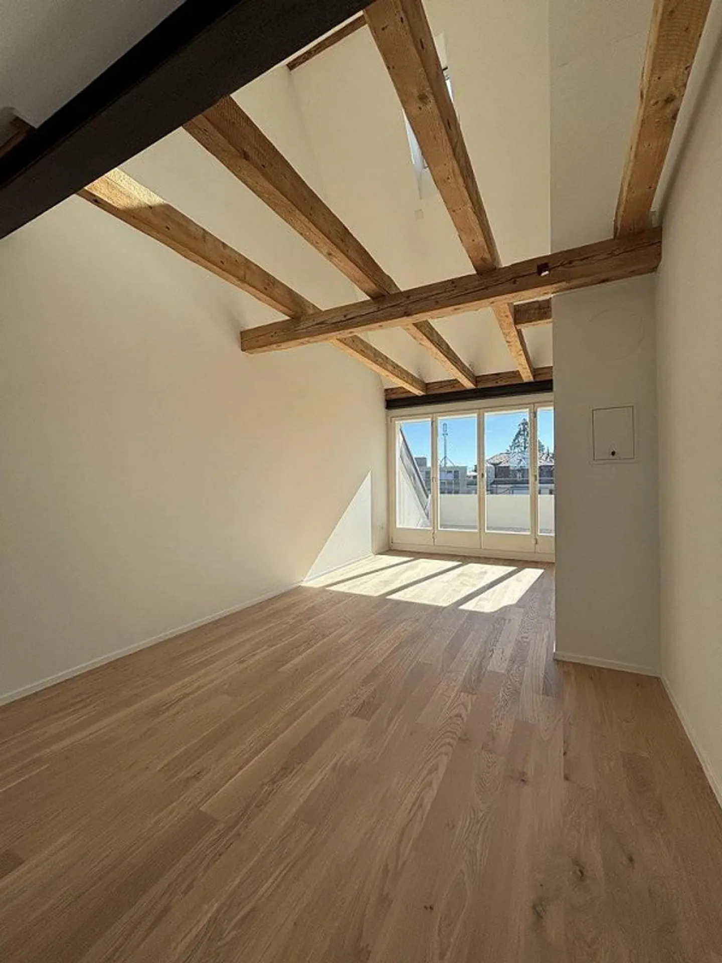 Freshly renovated gem in the popular Länggass district - Photo 5 of 9