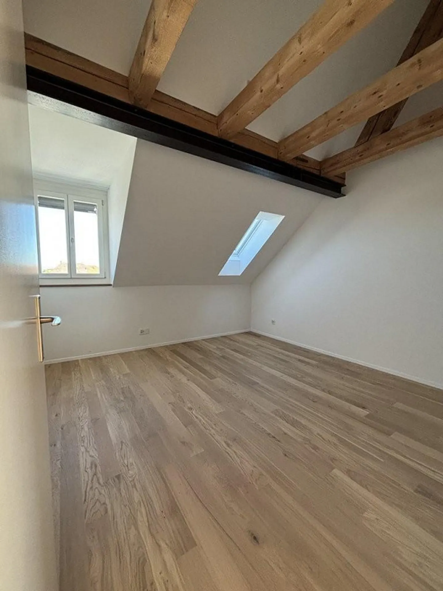 Freshly renovated gem in the popular Länggass district - Photo 6 of 9