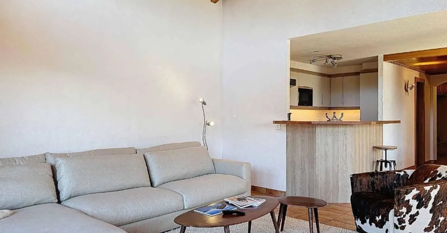 Spacious Apartment in Verbier - Photo 3 of 13