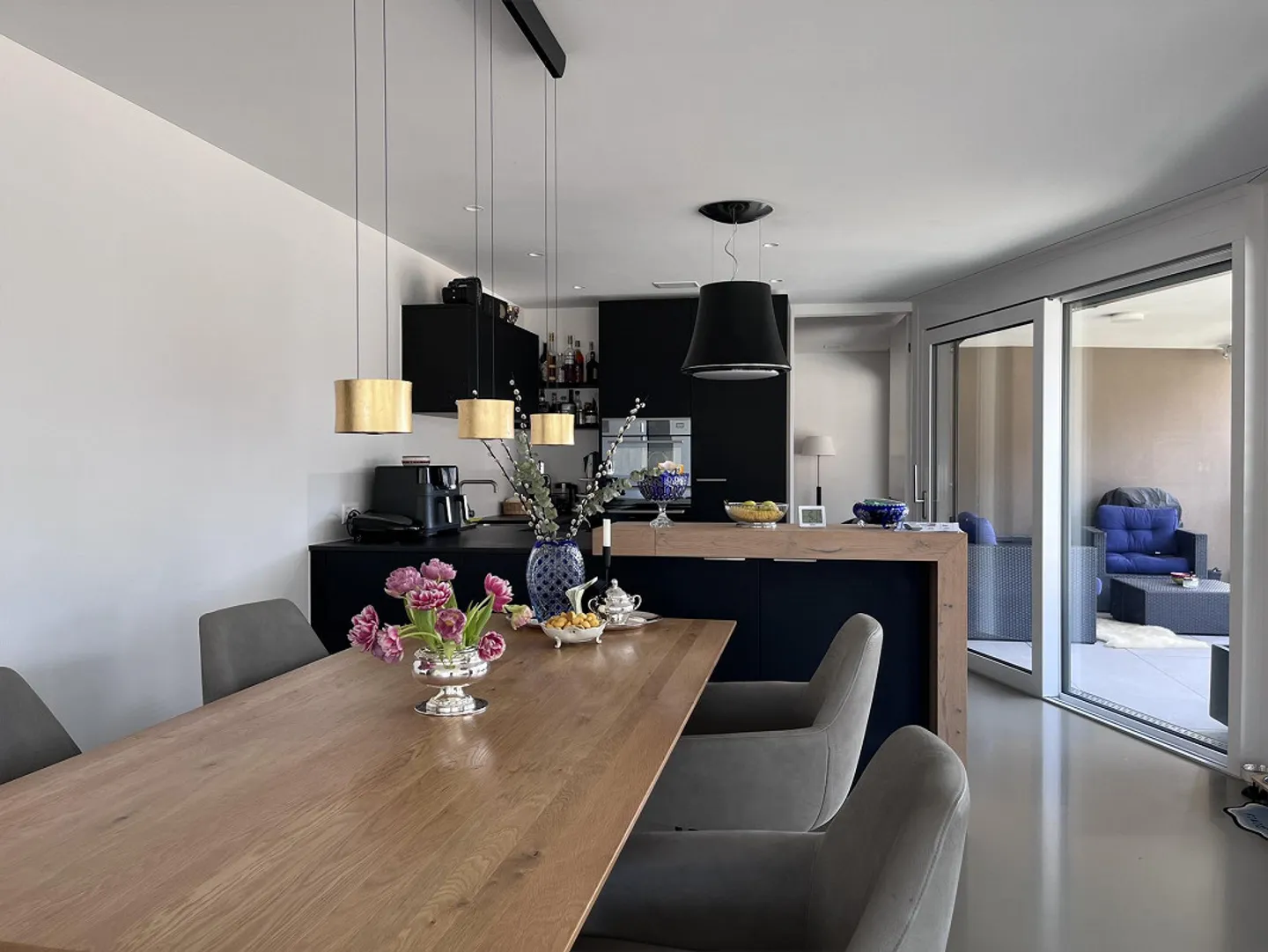 High-quality & modern living in a quiet and popular location - Photo 3 of 8