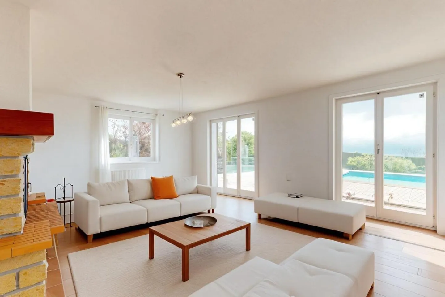 Beautiful Vaudoise villa with 7.5 rooms, pool, view of the lake and the Alps - Photo 6 of 11