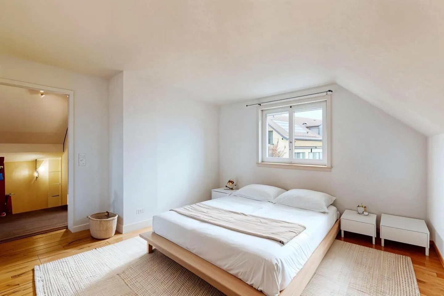 Beautiful Vaudoise villa with 7.5 rooms, pool, view of the lake and the Alps - Photo 7 of 11