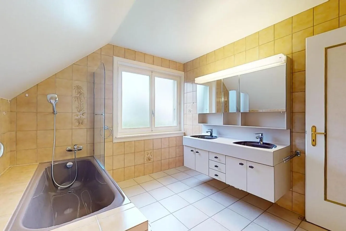 Beautiful Vaudoise villa with 7.5 rooms, pool, view of the lake and the Alps - Photo 10 of 11