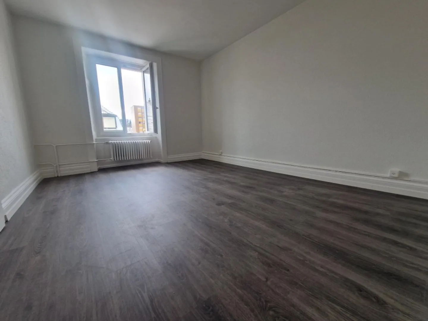 00475 - Appartamento 3 locali - Jardinière 81 - La Chaux-de-Fonds - Foto 2 di 4