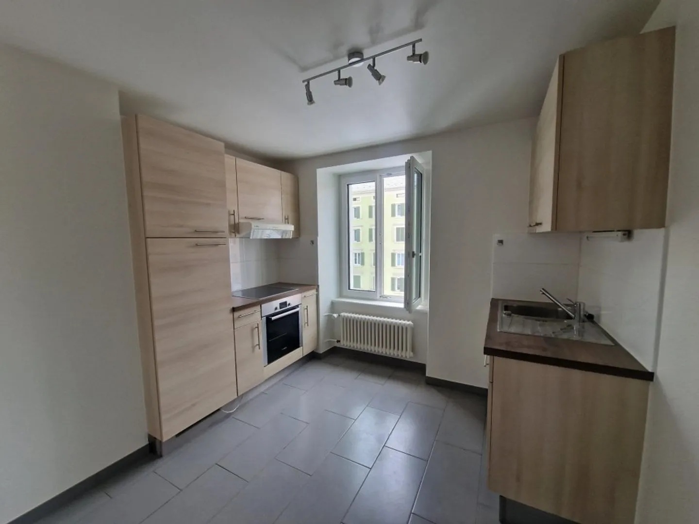 00475 - Appartamento 3 locali - Jardinière 81 - La Chaux-de-Fonds - Foto 4 di 4