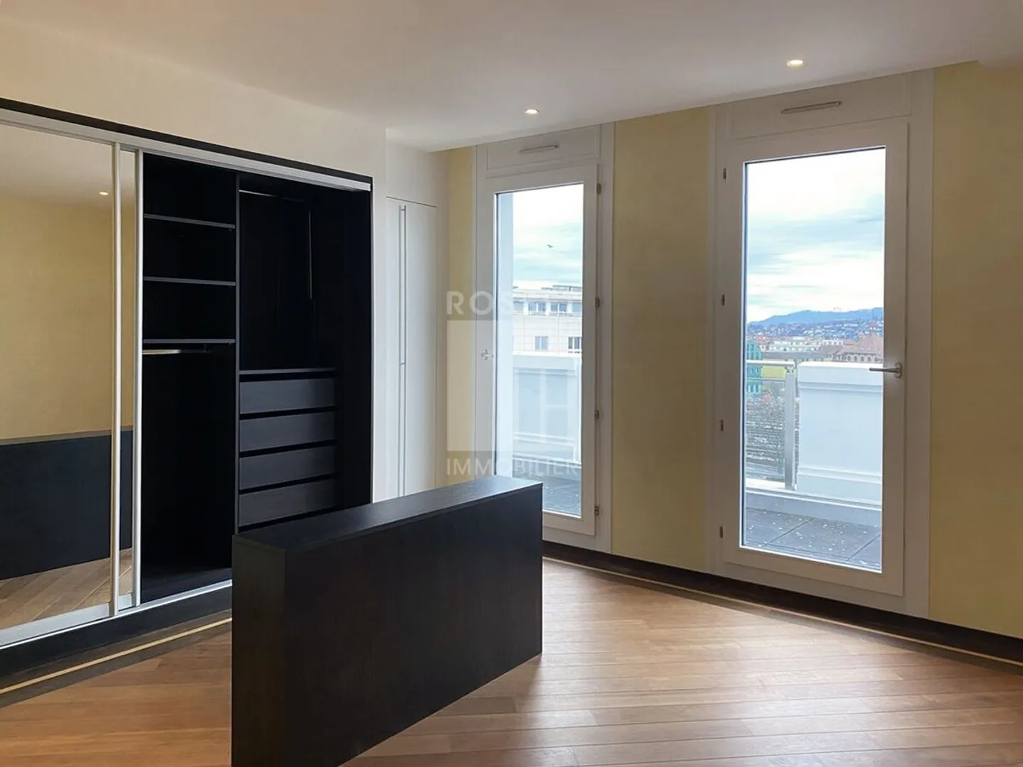 OPPORTUNITÀ DA COGNERE Appartamento 5 locali al 6° piano - ca. 127 m2 con fascino - Foto 5 di 10