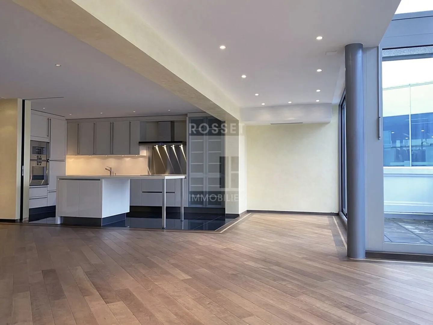 OPPORTUNITÀ DA COGNERE Appartamento 5 locali al 6° piano - ca. 127 m2 con fascino - Foto 10 di 10
