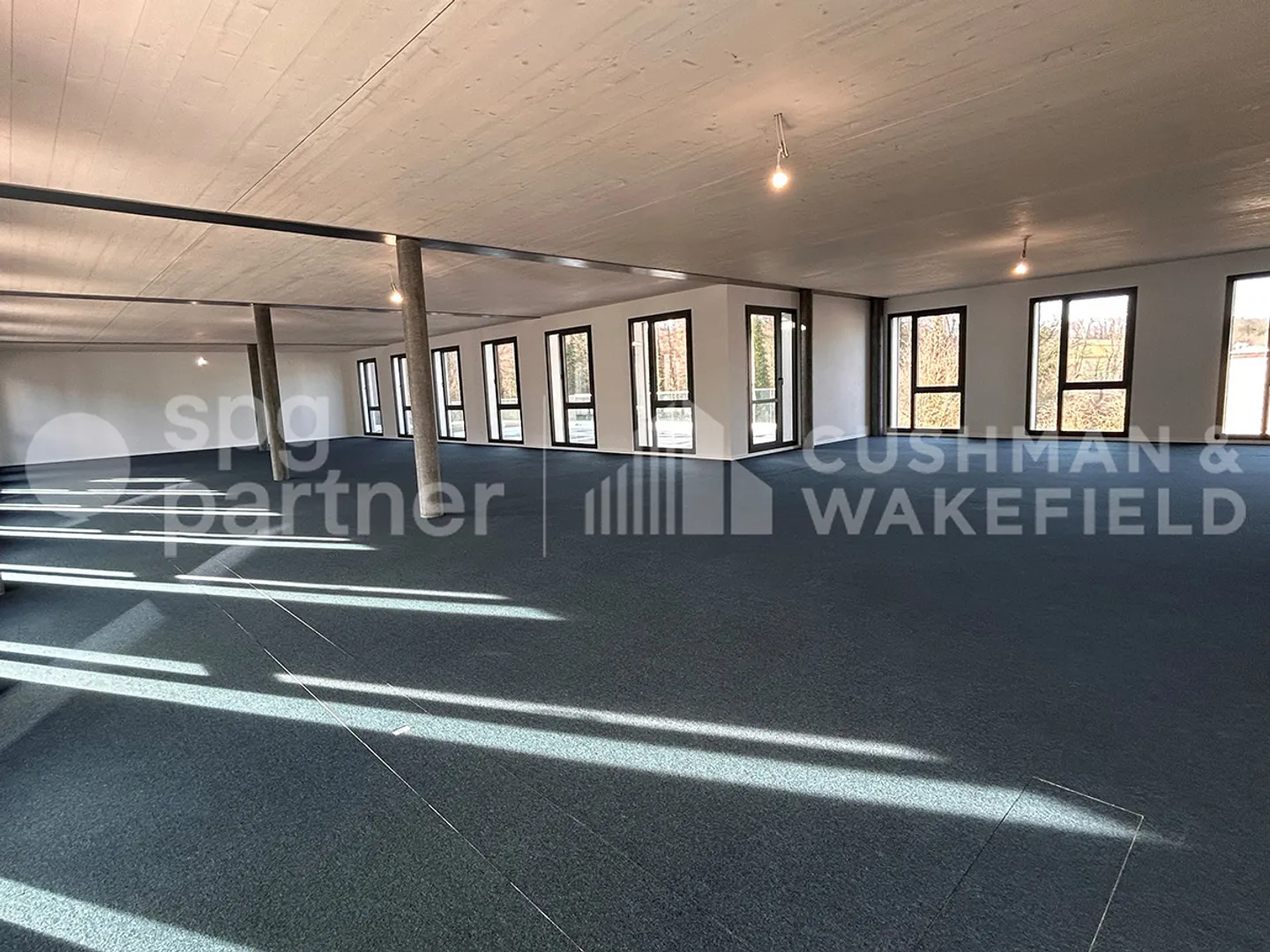 Il tuo spazio commerciale di fronte al quartiere Côté Gare - Foto 5 di 10