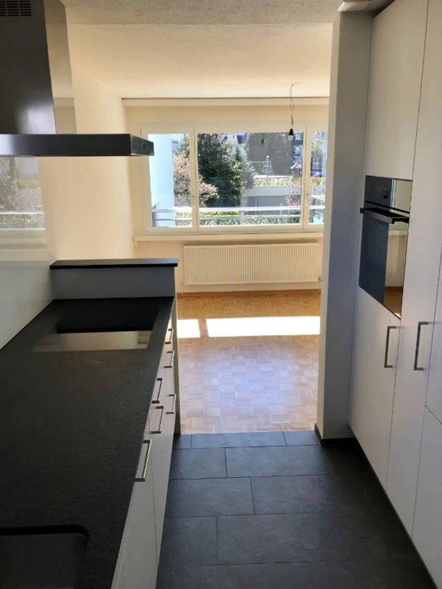 Renovierte Wohnung mit Balkon - Foto 3 von 9