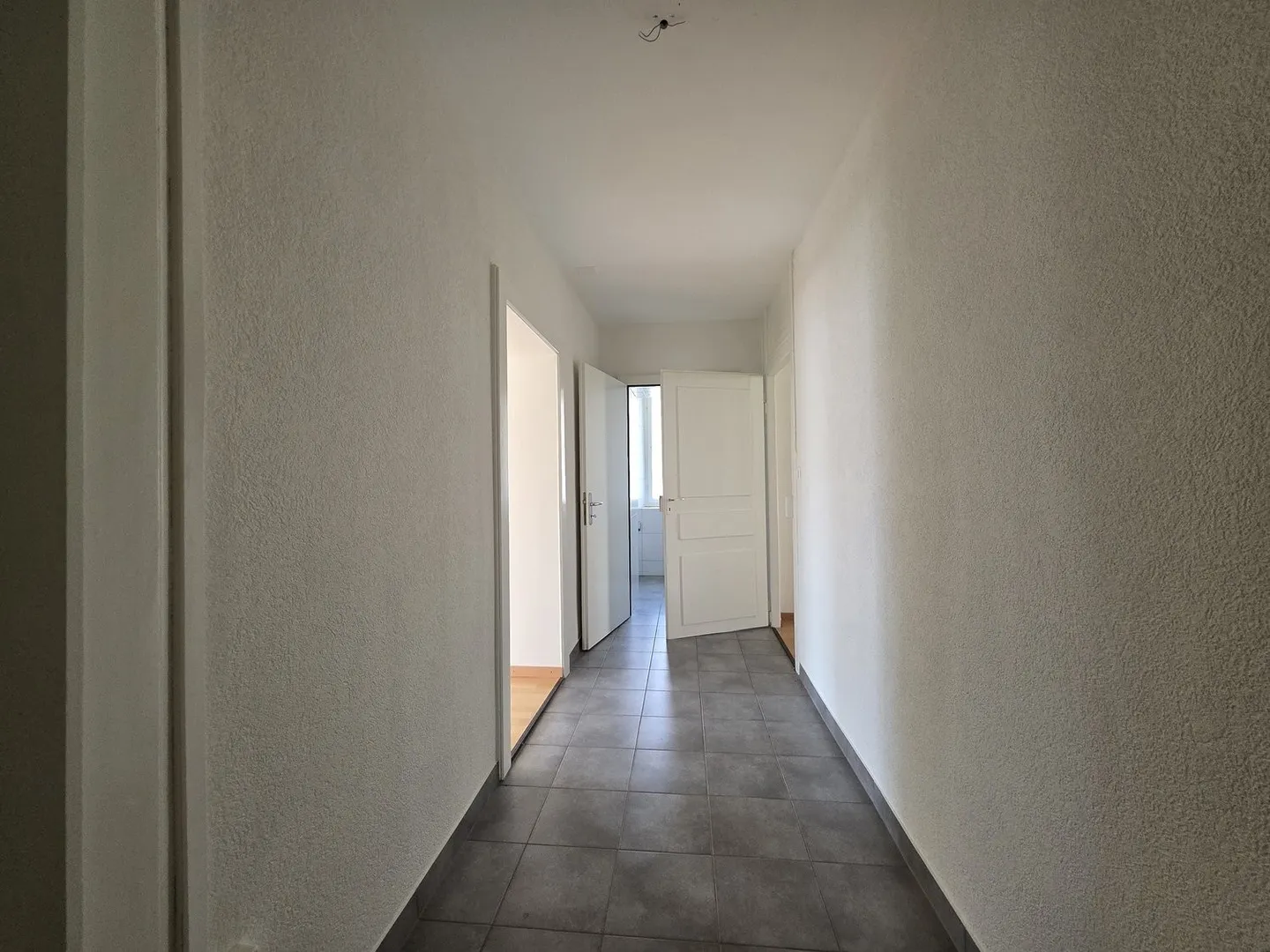 MAGNIFIKTE UNTERKUNFT MIT SCHÖNER UND GROßER KÜCHE - Foto 6 von 7