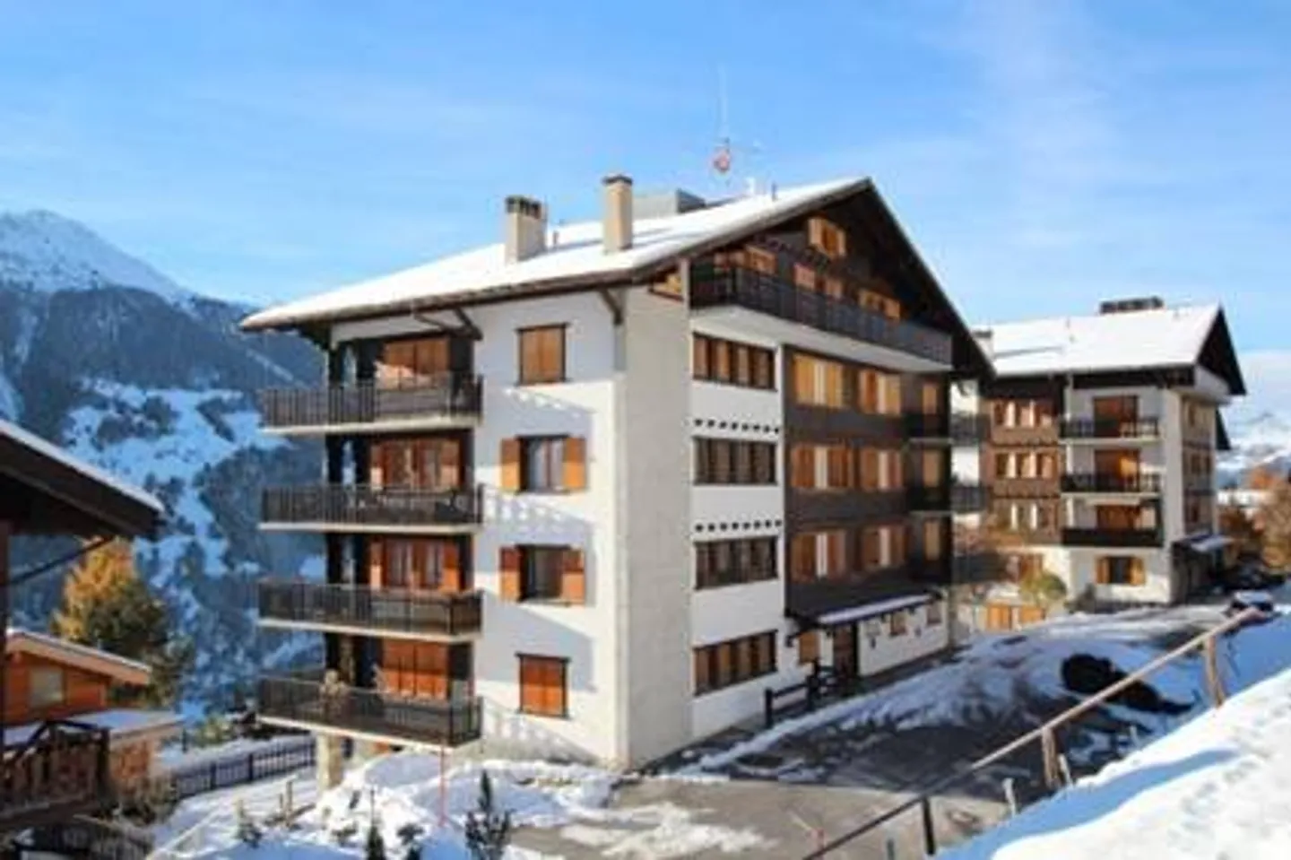 Luminoso e molto spazioso 2.5 locali, vista molto bella - Foto 8 di 9