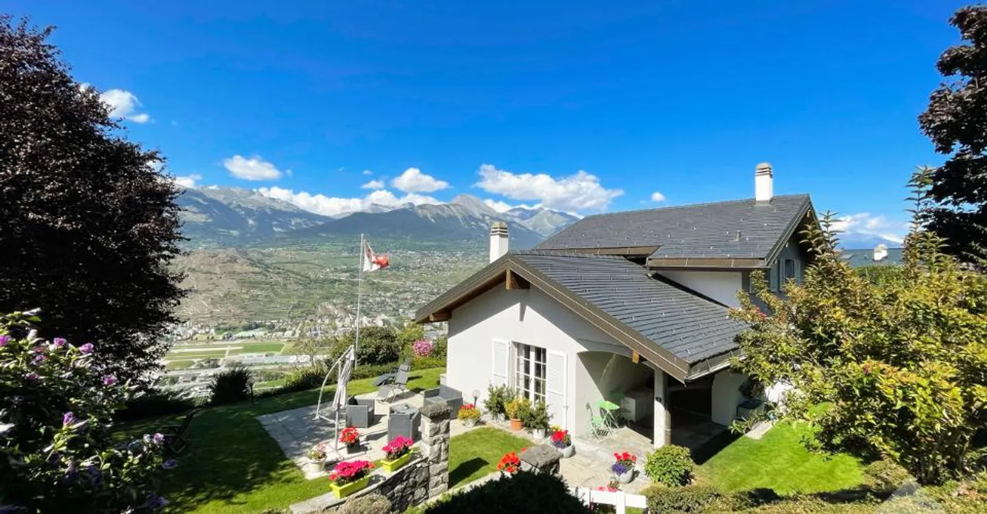 Charmantes Einfamilienhaus mit Aussicht - Foto 1 von 12