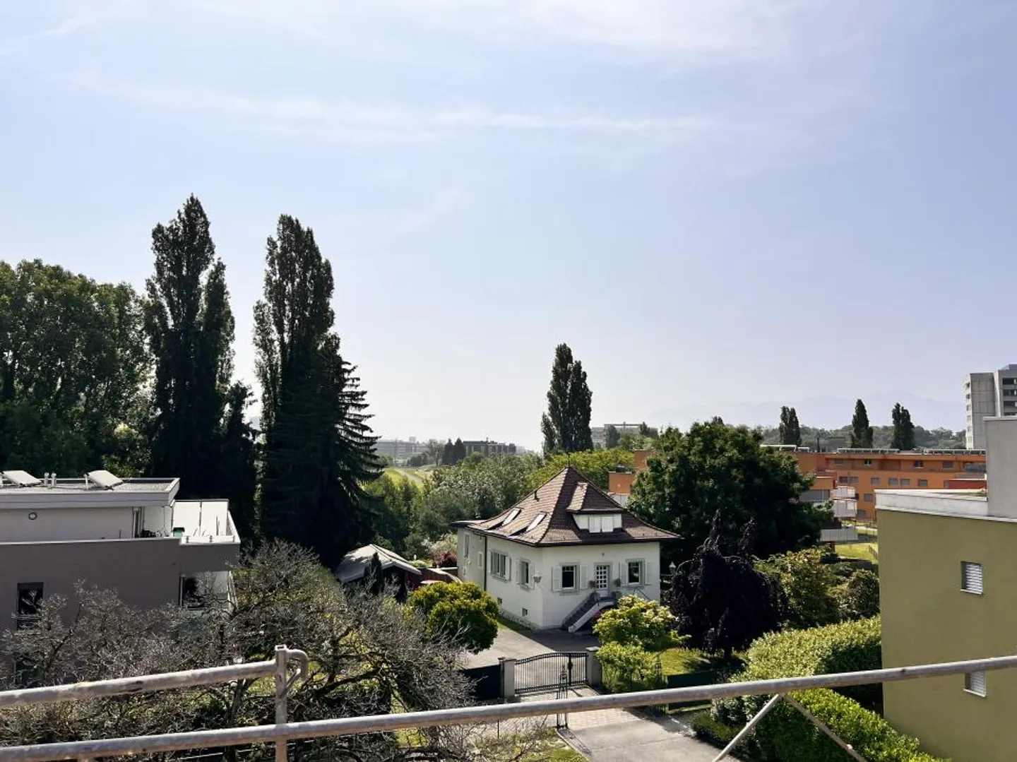 Wohnung 2,5 Zimmer im Dachgeschoss (Einheit 22) - Foto 1 von 13