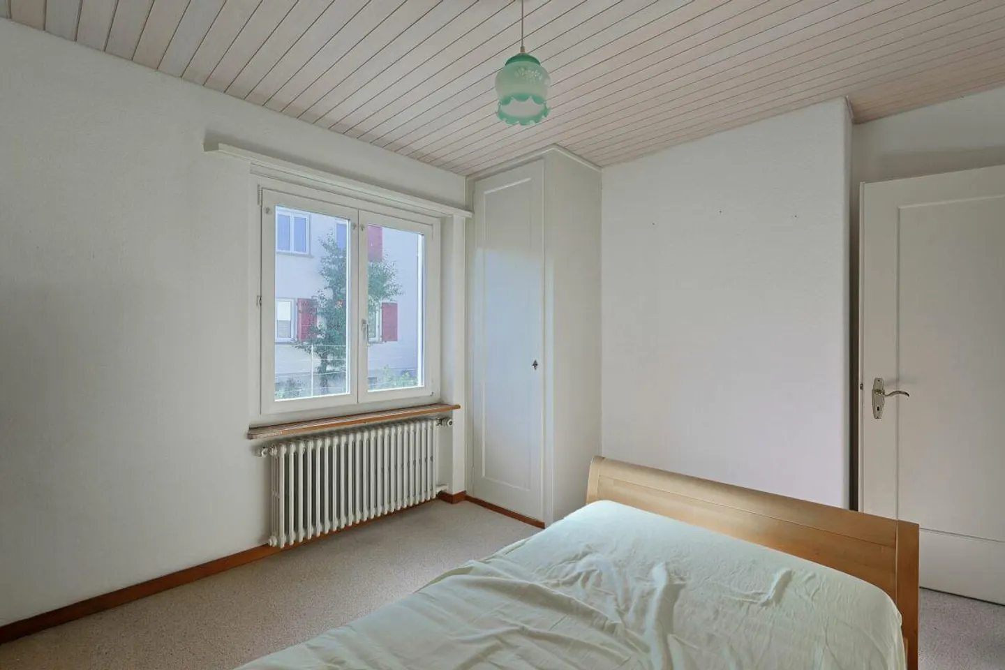 4-room single-family house with development potential - Photo 7 of 12